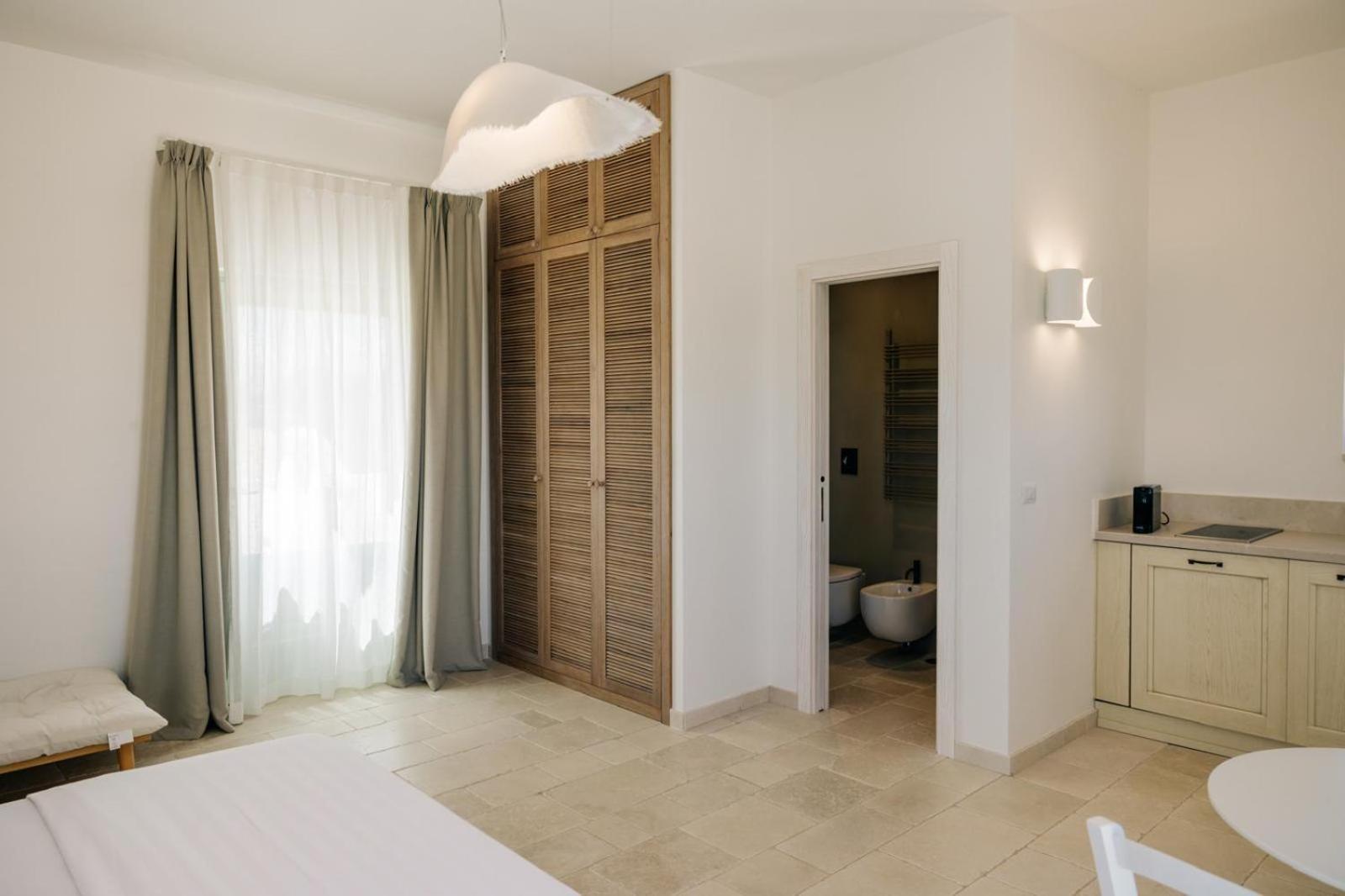 Dimora Stune Hotel Ostuni Bagian luar foto