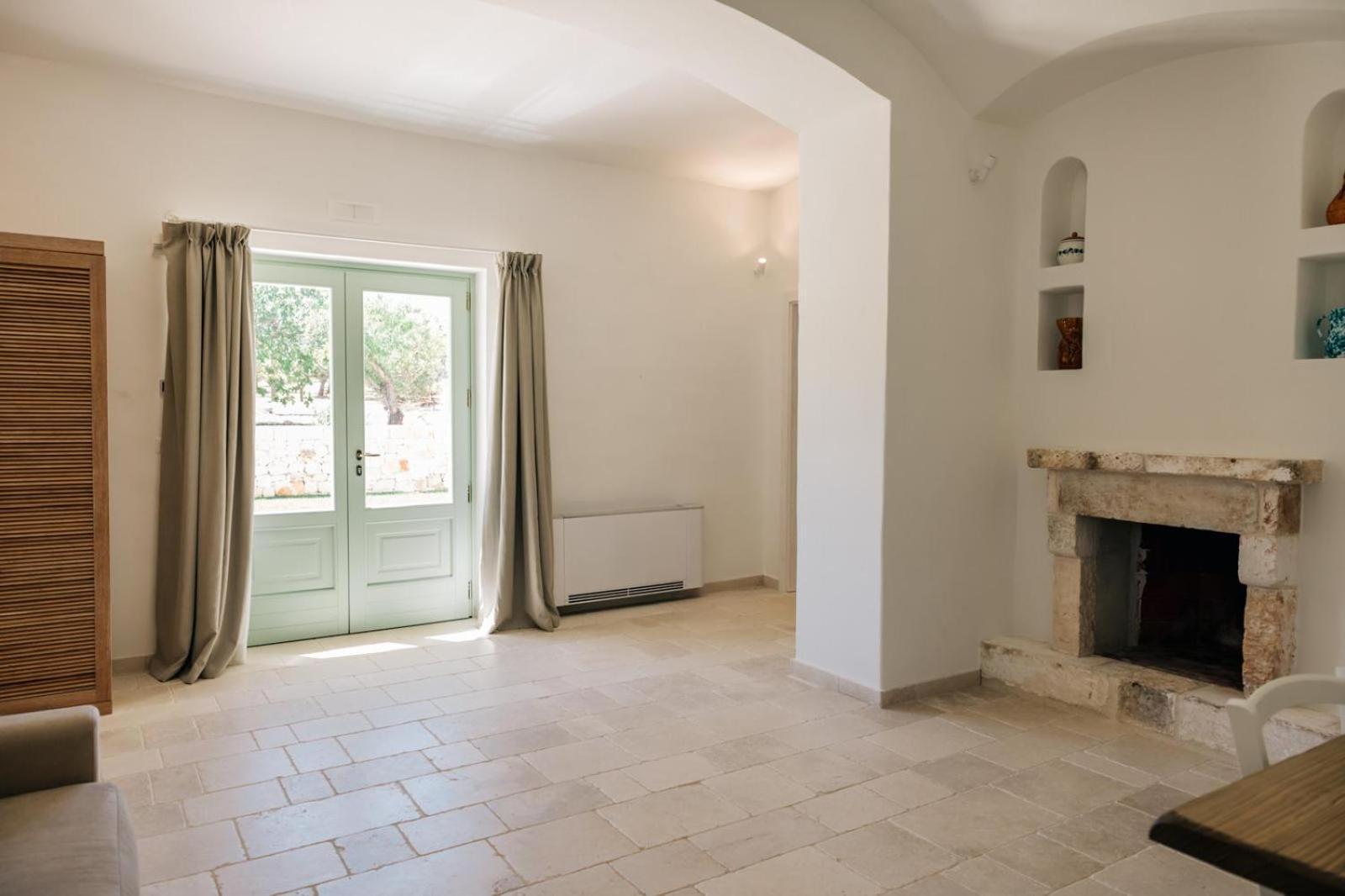 Dimora Stune Hotel Ostuni Bagian luar foto