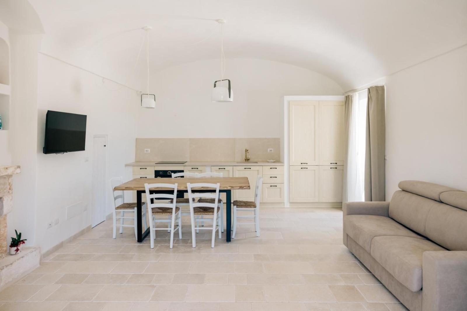 Dimora Stune Hotel Ostuni Bagian luar foto