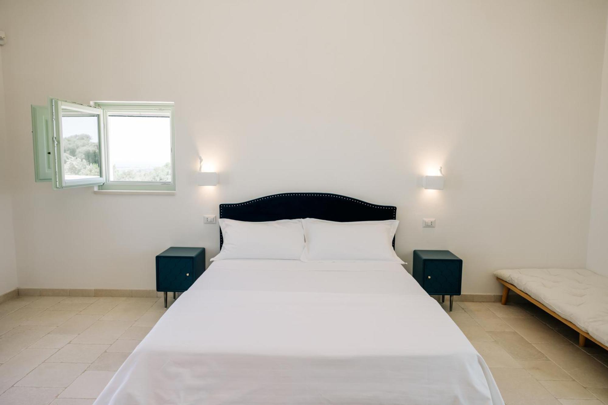 Dimora Stune Hotel Ostuni Bagian luar foto