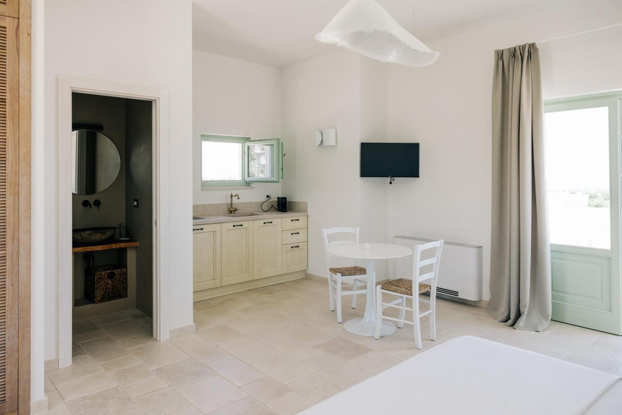 Dimora Stune Hotel Ostuni Bagian luar foto