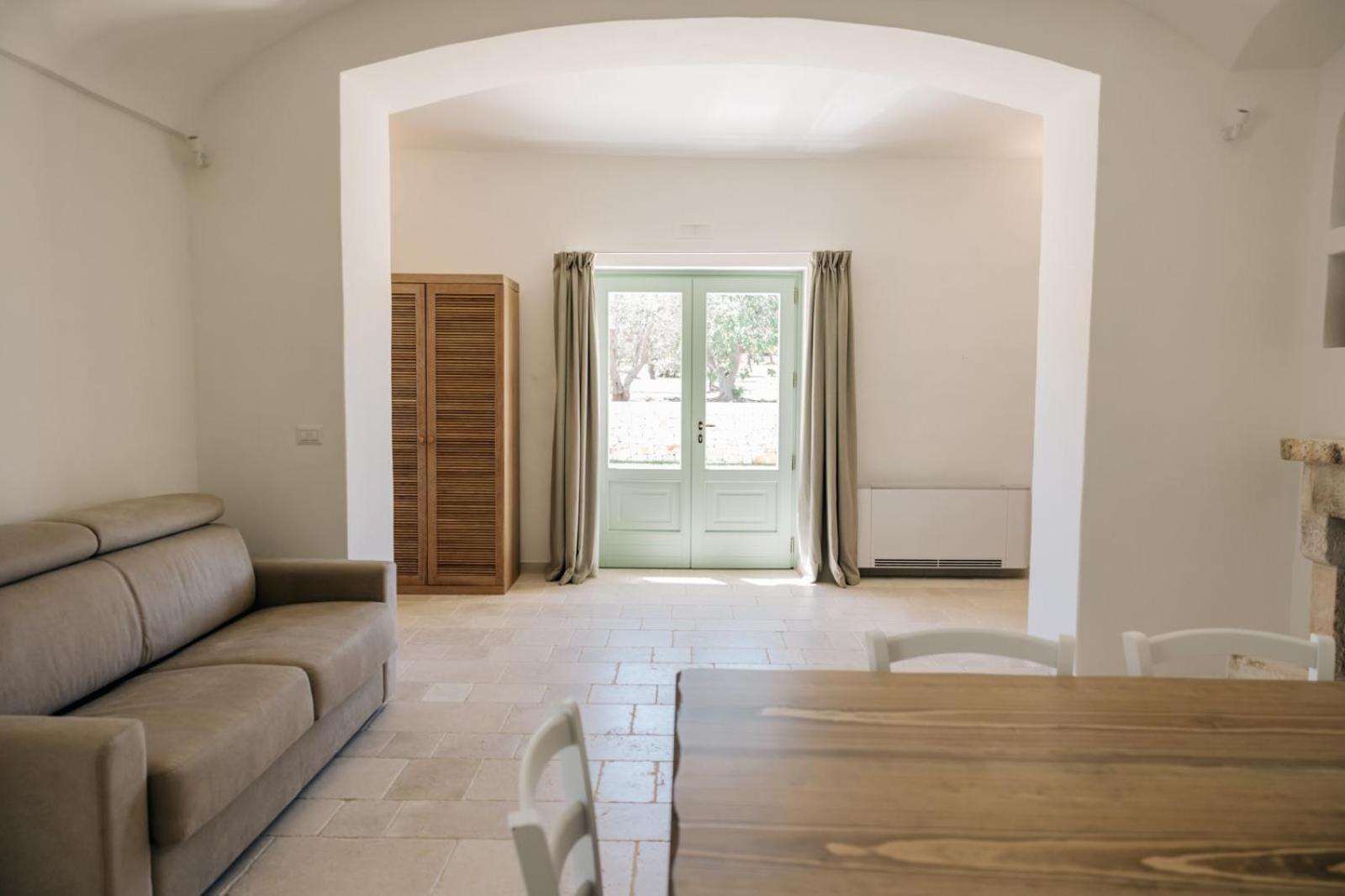 Dimora Stune Hotel Ostuni Bagian luar foto